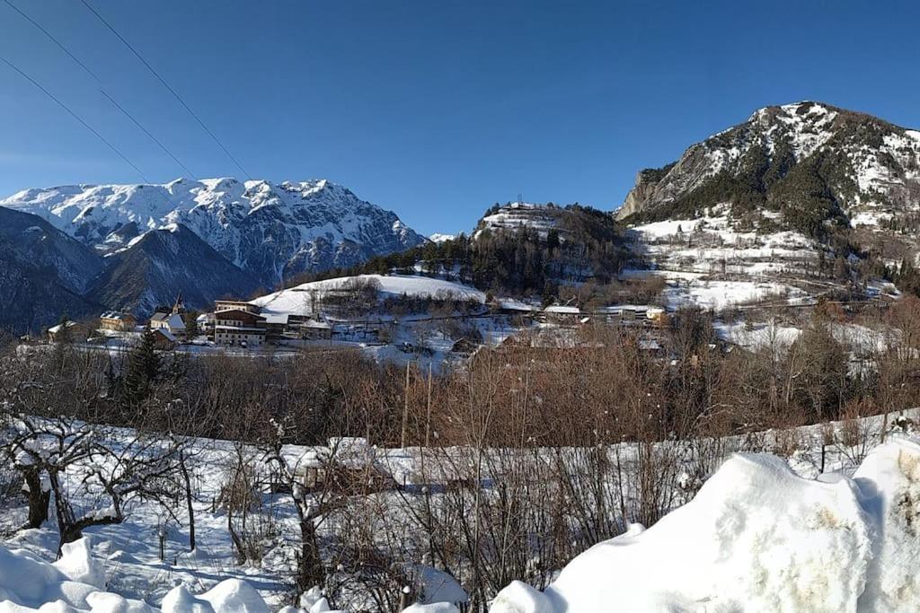 Appartement Rez De Jardin Montee De L'Alpe D'Huez La Garde  Eksteriør bilde