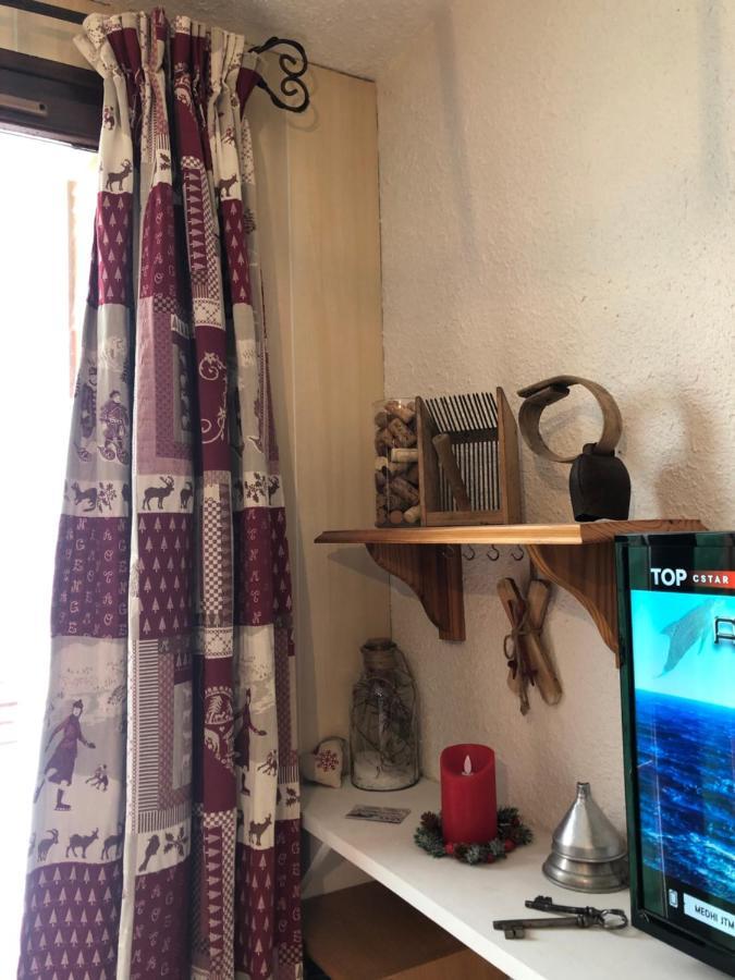 Appartement Rez De Jardin Montee De L'Alpe D'Huez La Garde  Eksteriør bilde