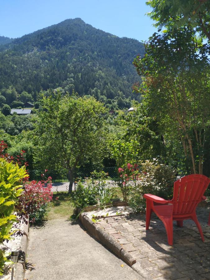 Appartement Rez De Jardin Montee De L'Alpe D'Huez La Garde  Eksteriør bilde
